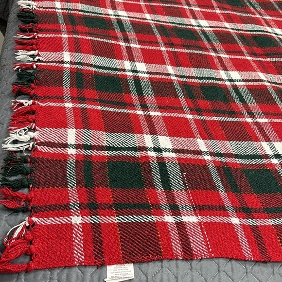 MOMENTUM BRANDS Christmas colored blanket 80% cotton 20% other fibers - Picture 2 of 10
